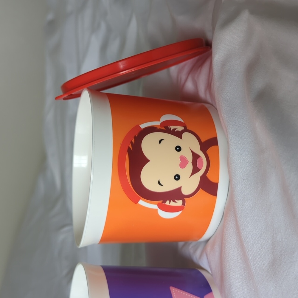 Tupperware containers - Picture 3 of 4